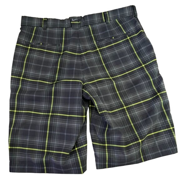 Nike Golf Shorts Flat Front Plaid Grey Men's Size 34 Like New condition No flaws - Picture 2 of 4